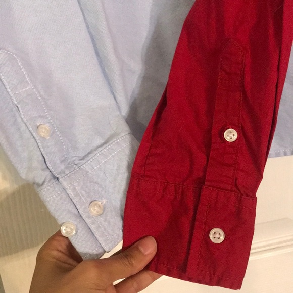 ⭐️3 for 10 ⭐️ 2 Preloved Button Down Shirts - Picture 6 of 8